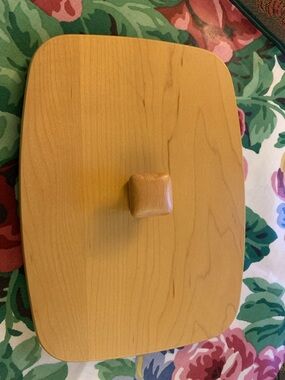 Longaberger Woodcrafts Rectangular Wooden Basket Lid with Knob - Light Wood